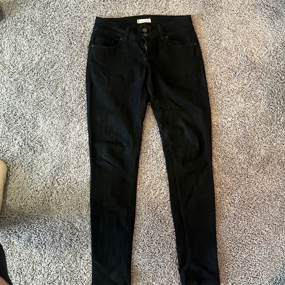 Pipers closet black skinny. Very stretchy. Little bit muted black. - Picture 1 of 5